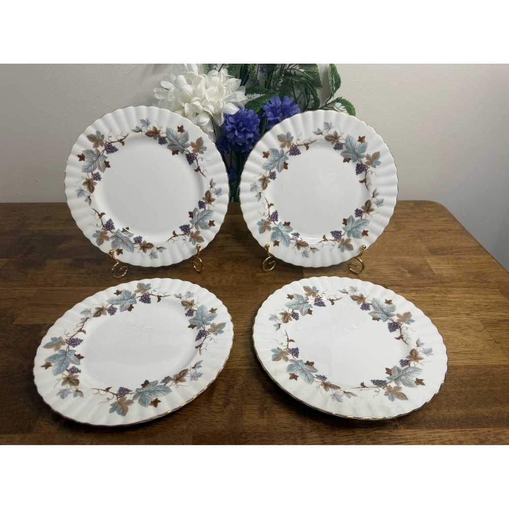 Vintage Royal Albert Lorraine Luncheon Plates Set of‎ 4 Bone China England MCM